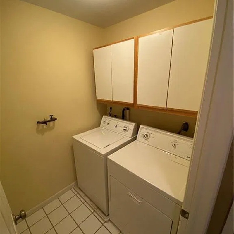 1175 Youngs Rd #E - Photo 6 of 18