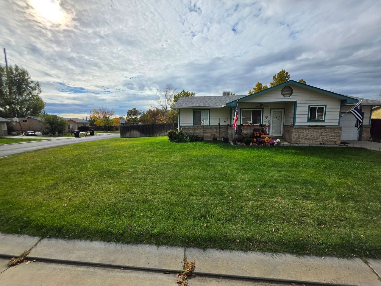 531 Arrow Ct - Photo 2 of 3