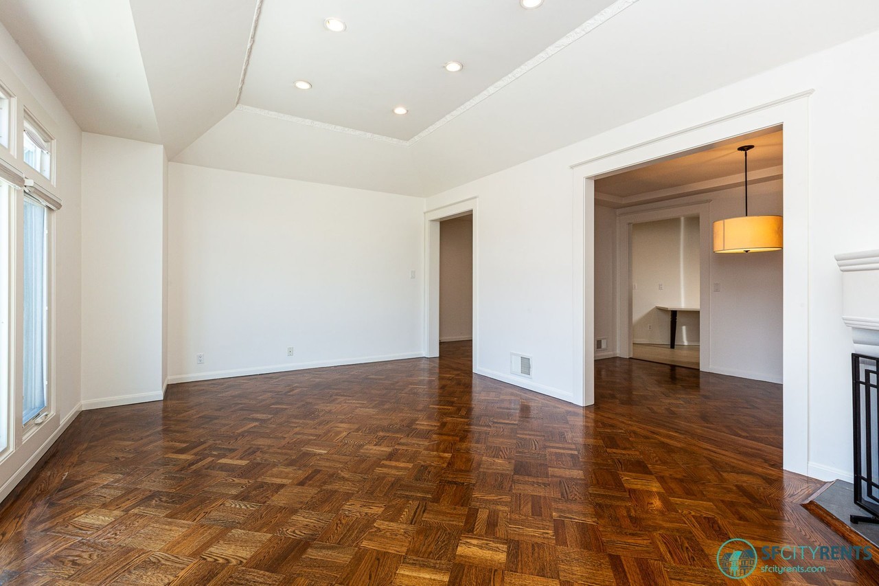 1555 25th Ave - Photo 4 of 39