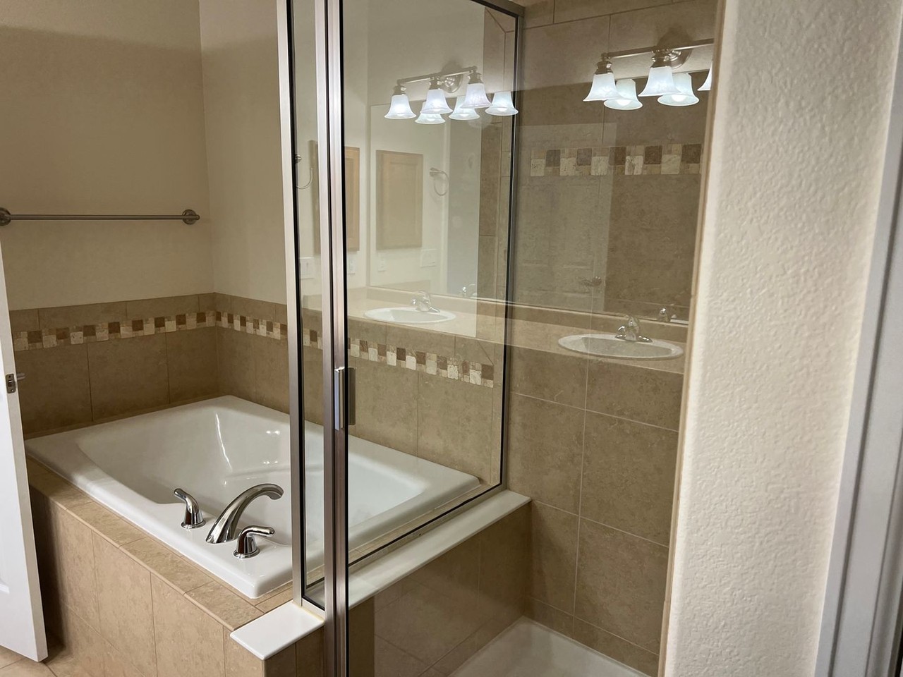 1100 White Water Ct - Photo 6 of 14