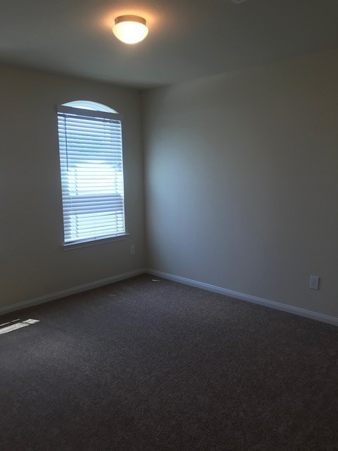 527 Wellshire Dr - Photo 7 of 11