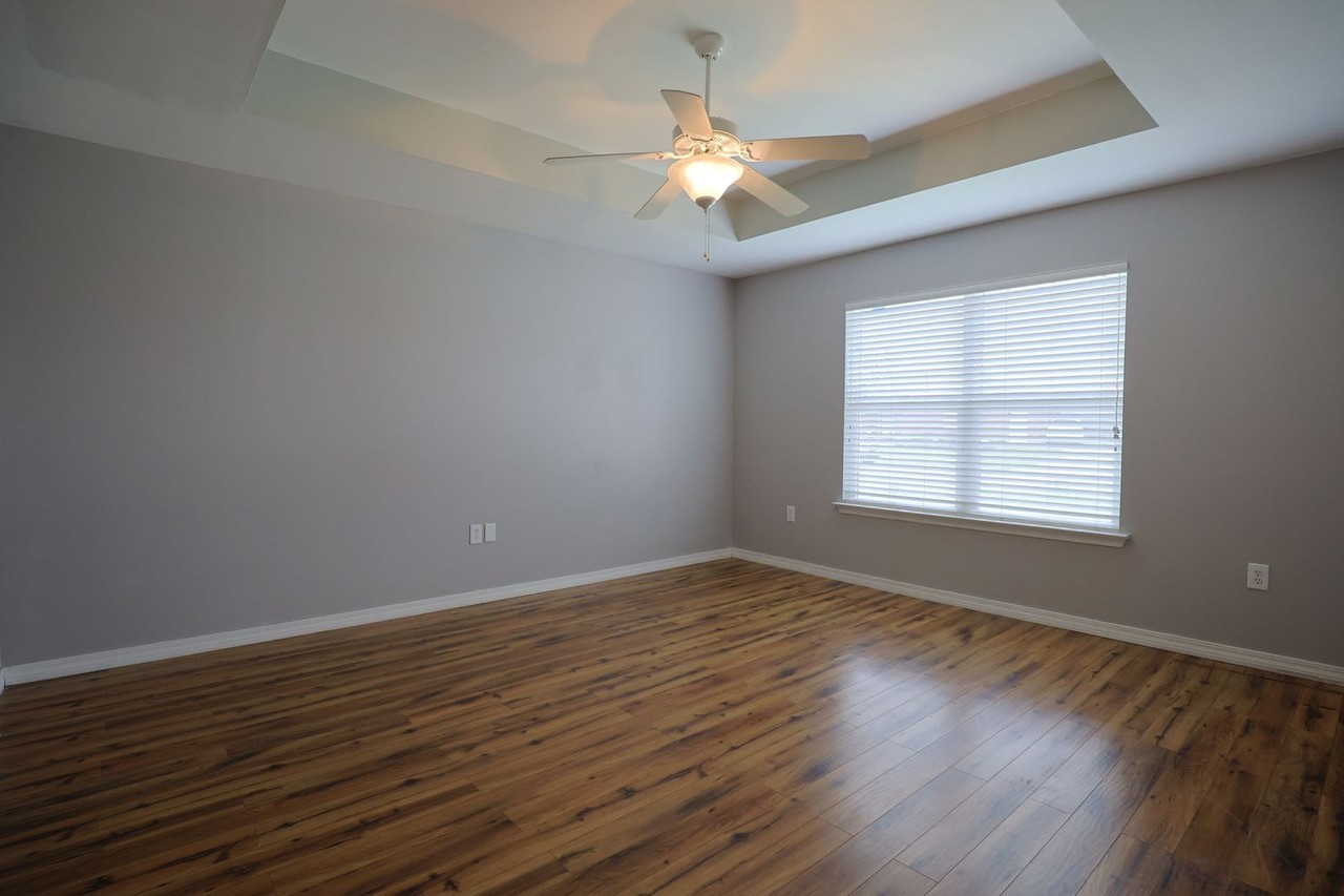 25865 Argonne Dr - Photo 6 of 12