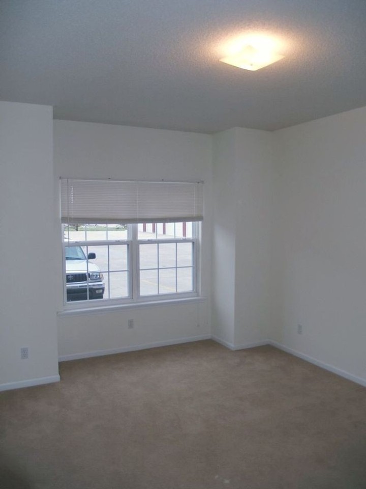 50 N Cedar Lake Dr E #204 - Photo 5 of 9