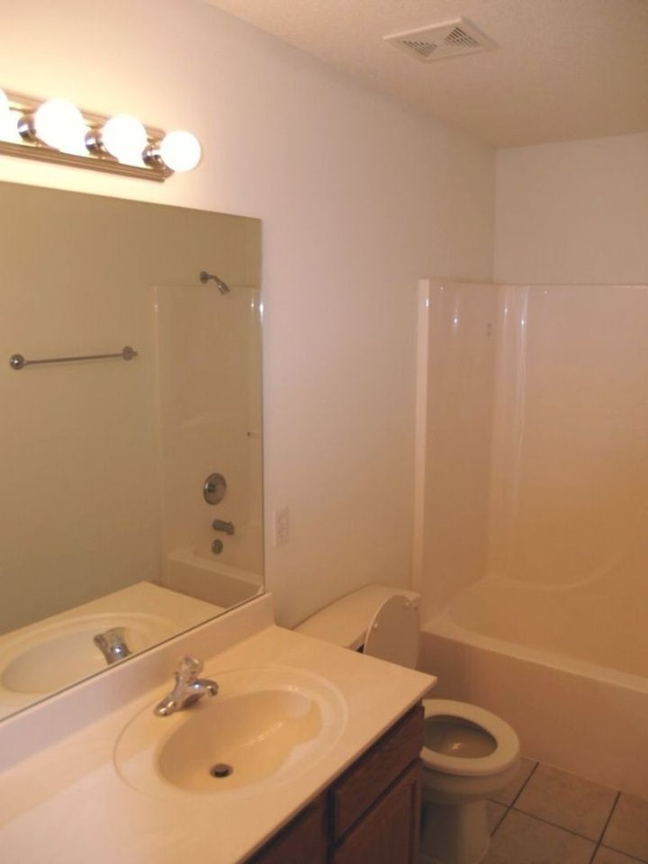 50 N Cedar Lake Dr E #204 - Photo 7 of 9