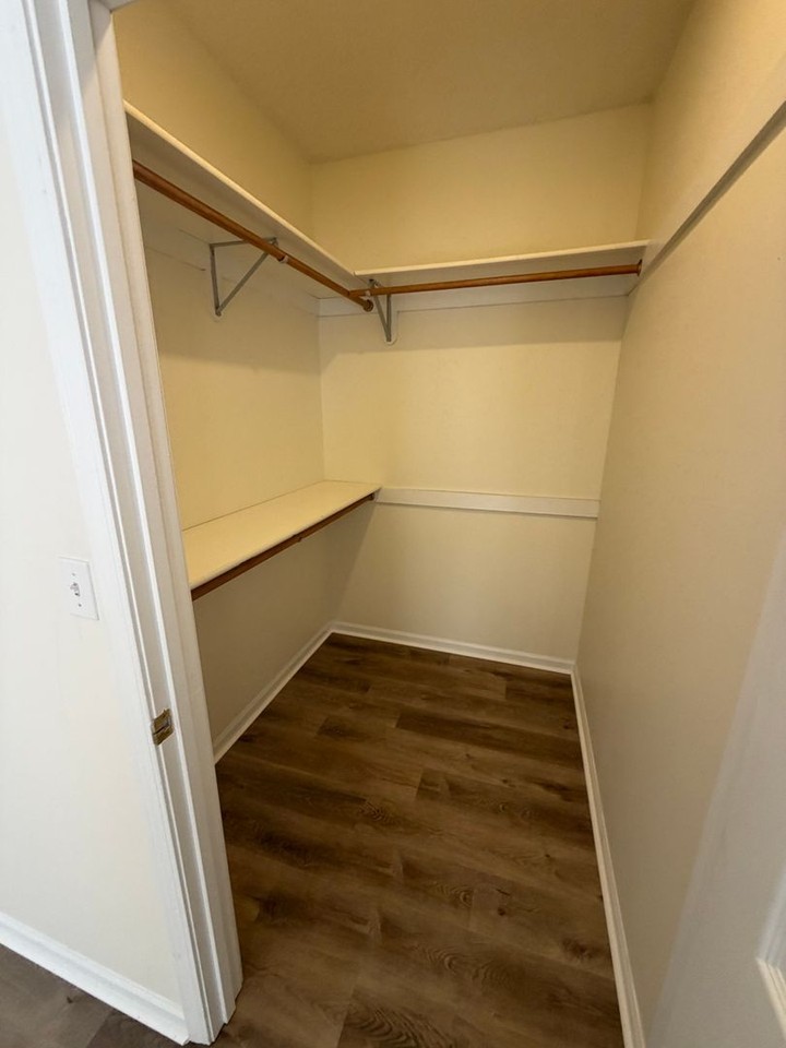 54 N Cedar Lake Dr E #103 - Photo 4 of 14
