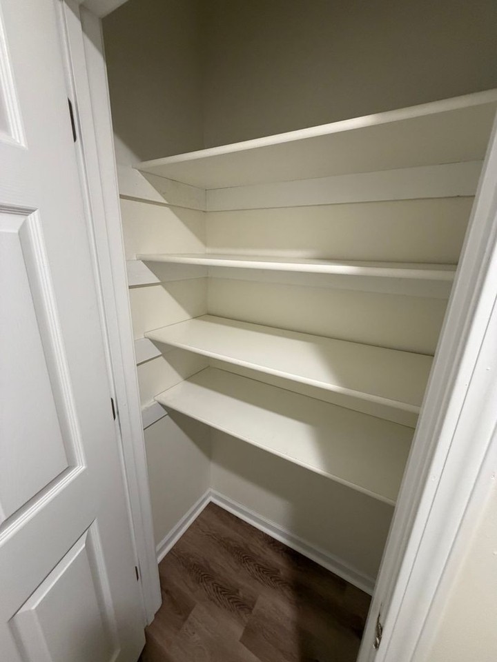 54 N Cedar Lake Dr E #103 - Photo 5 of 14