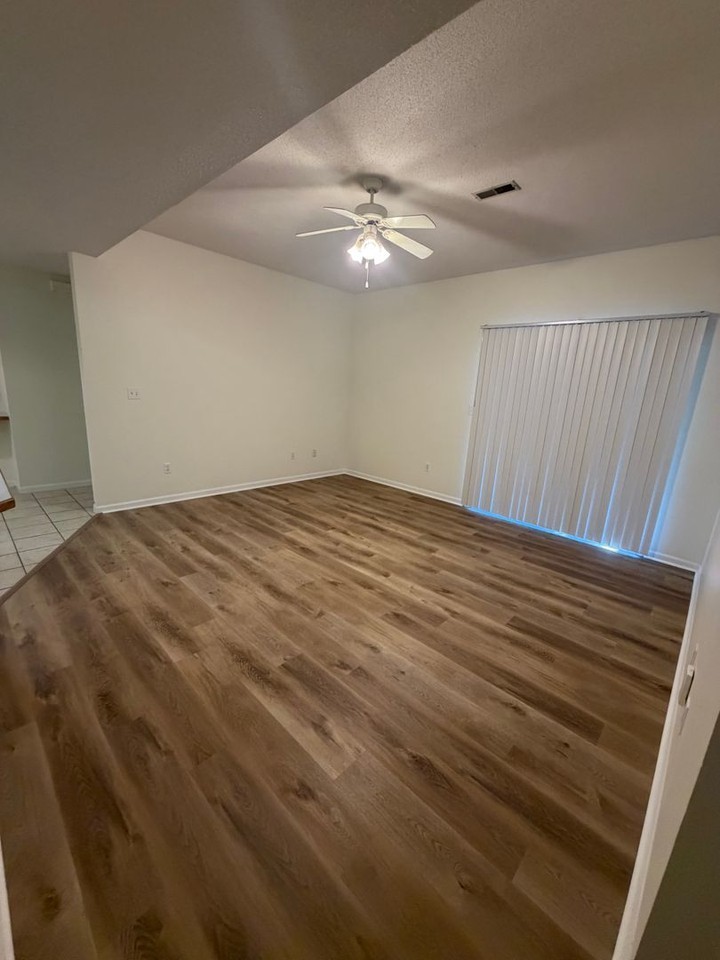 54 N Cedar Lake Dr E #103 - Photo 7 of 14