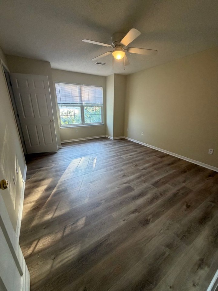 60 N Cedar Lake Dr E #203 - Photo 4 of 22