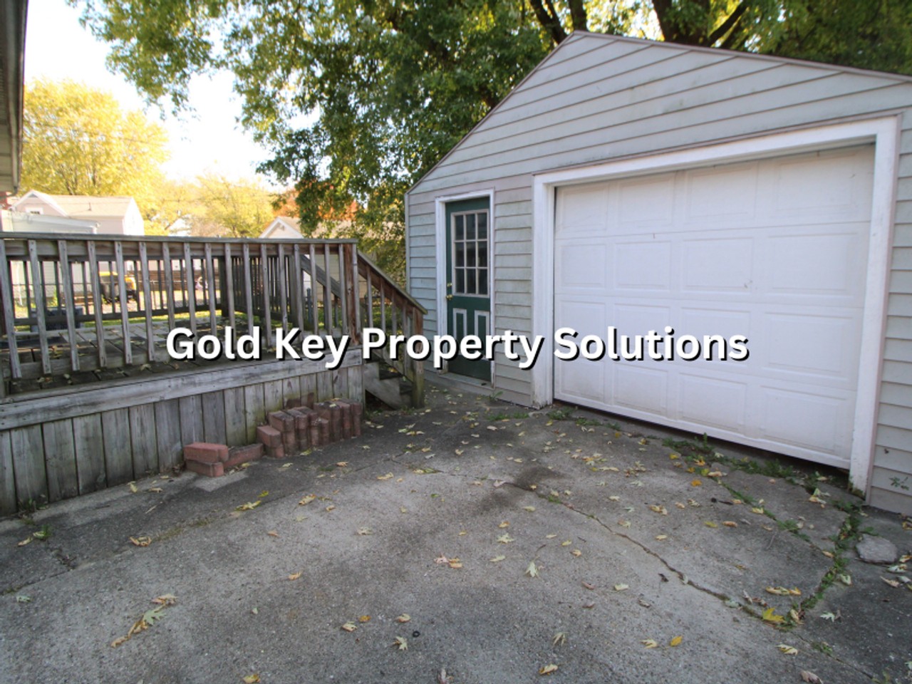 305 Federal Dr - Photo 6 of 21