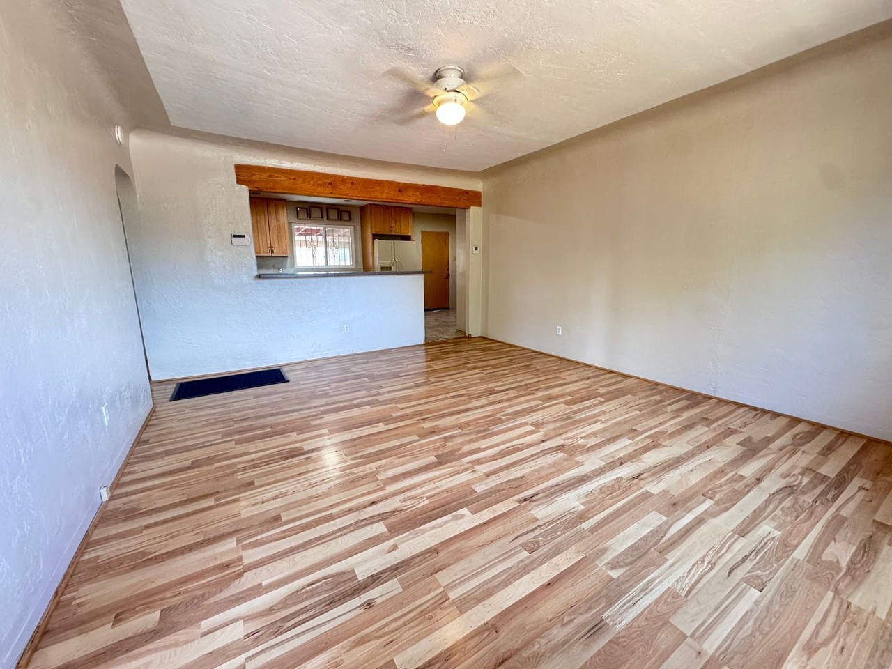 521 Valverde Dr Se - Photo 3 of 14