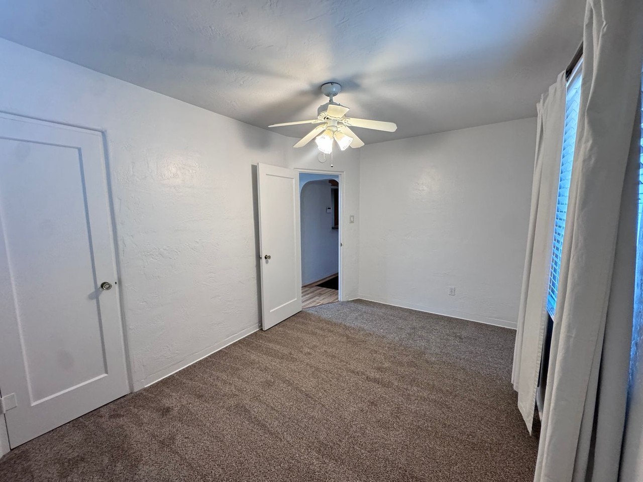 521 Valverde Dr Se - Photo 7 of 14