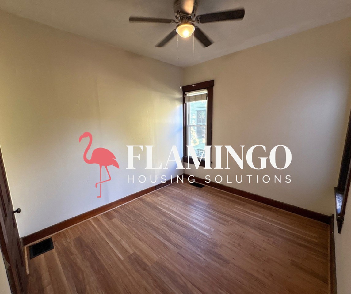 220 Park Dr - Photo 6 of 19