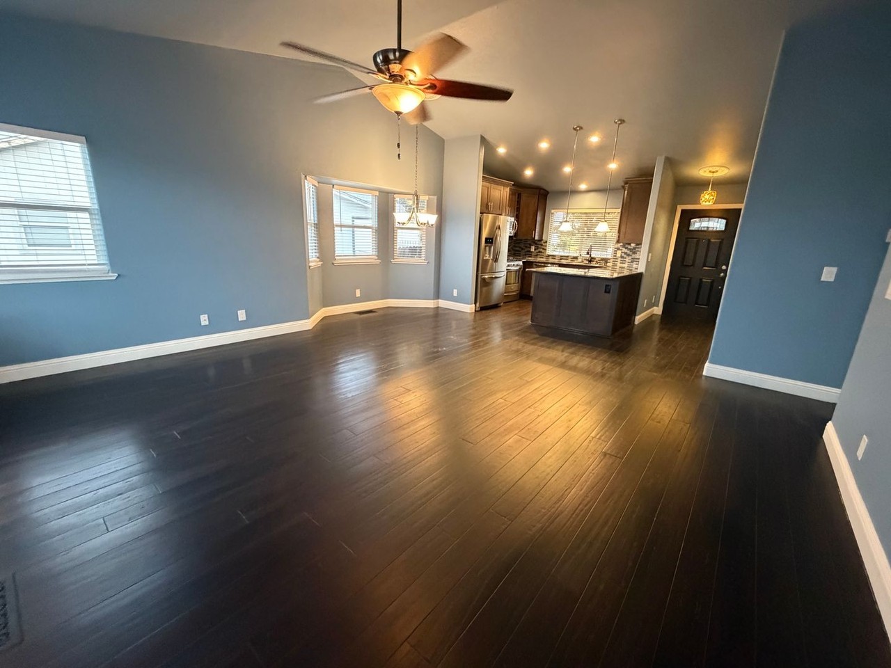 2860 Scottsdale Rd - Photo 5 of 44