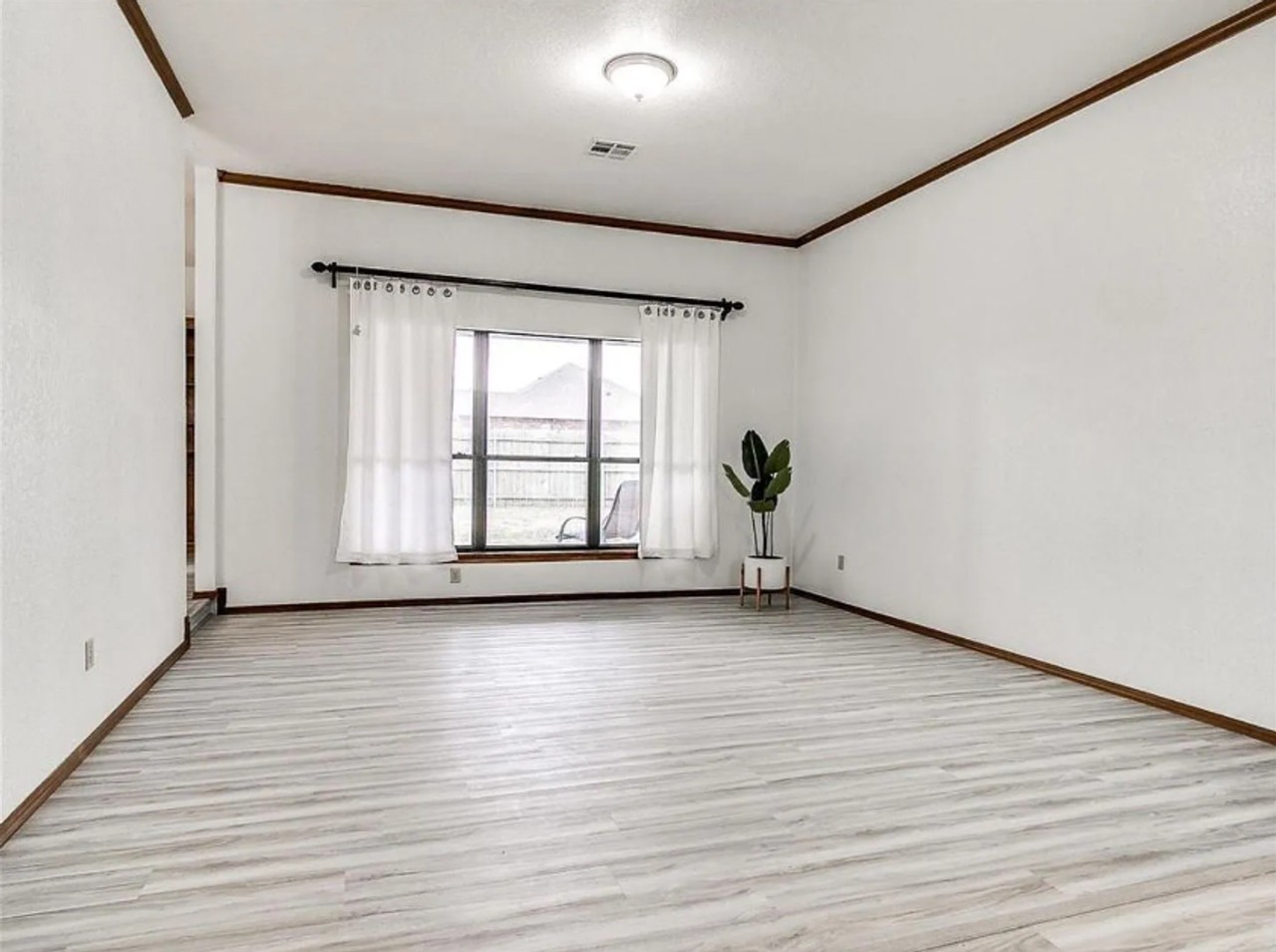 5224 Se 88th St - Photo 4 of 19