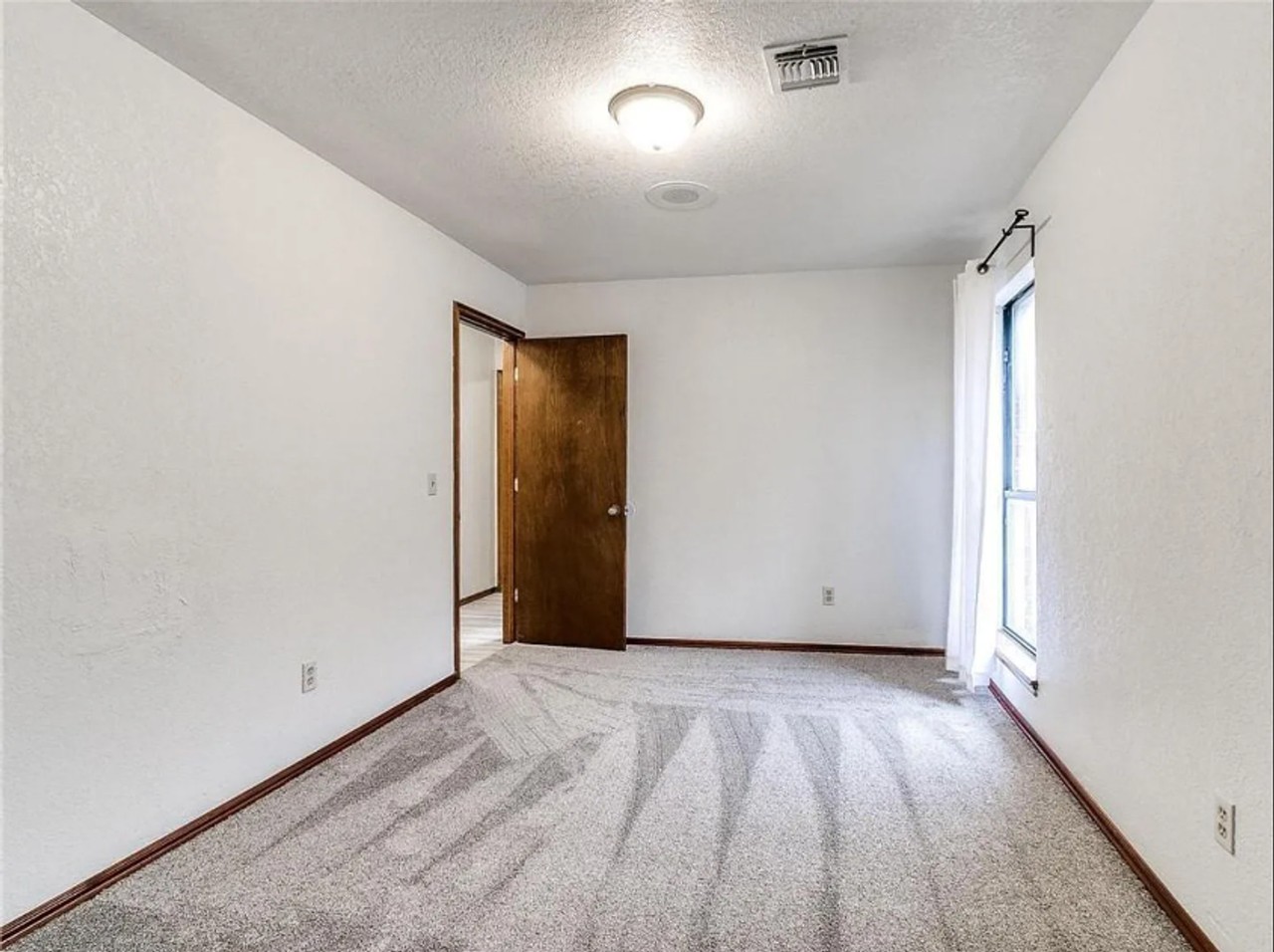 5224 Se 88th St - Photo 7 of 19