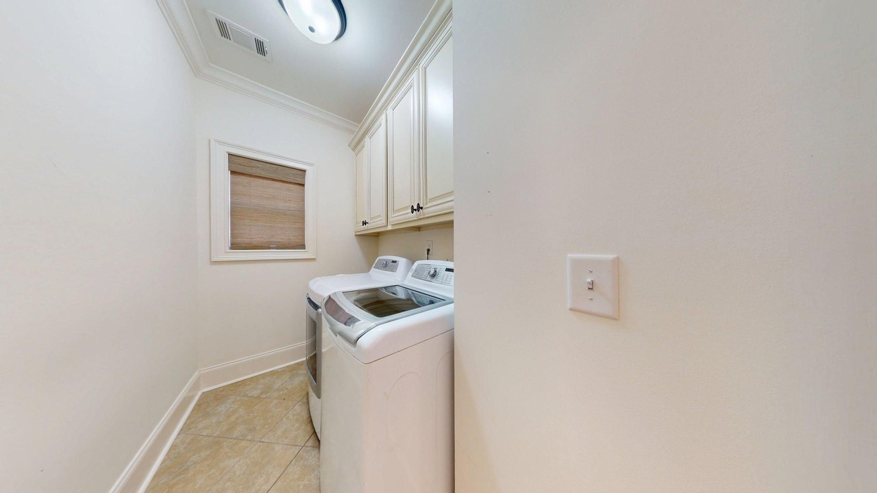 1139 Walden Ln - Photo 5 of 16