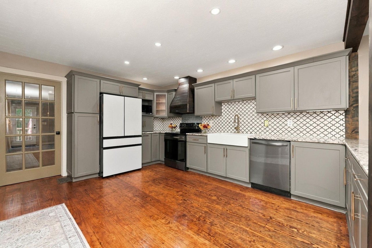 711 Ghormley Rd - Photo 5 of 10