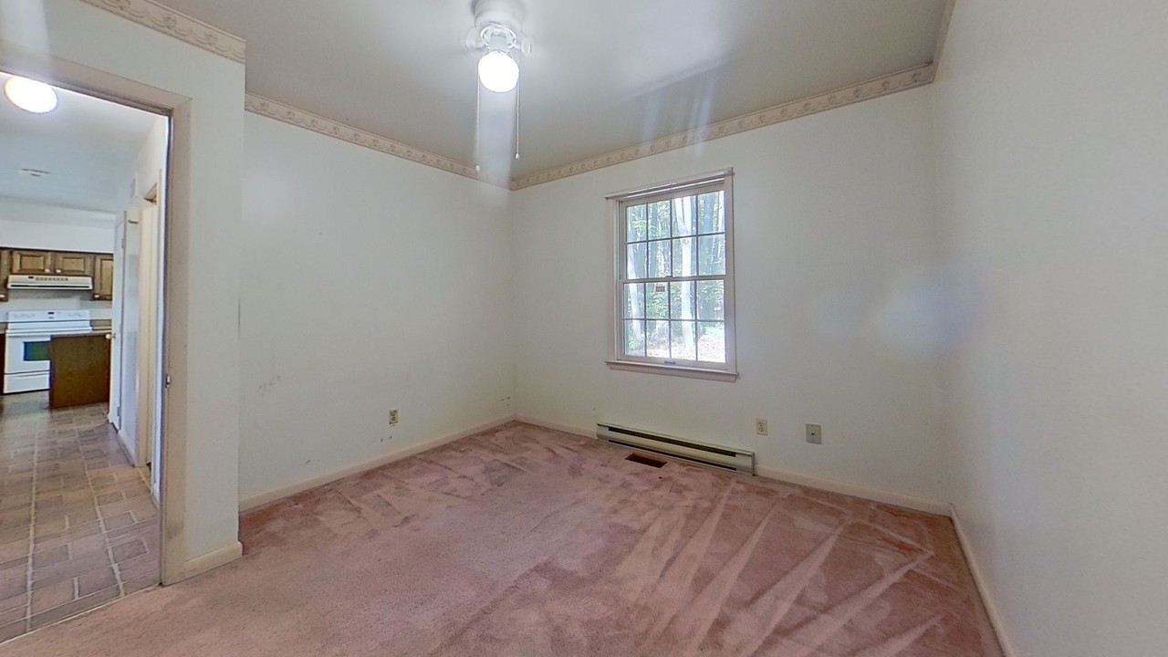 1059 Main Street Ext - Photo 6 of 11