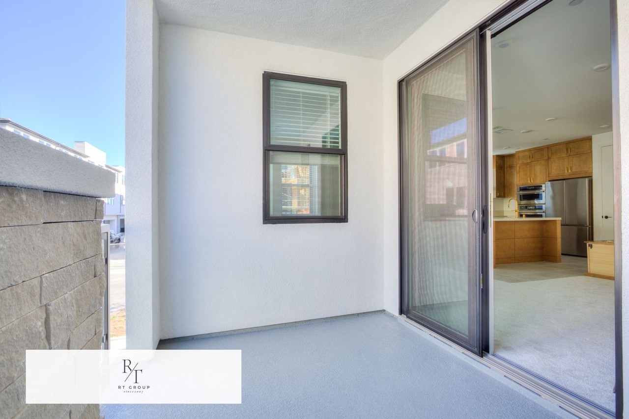 124 Sawtelle - Photo 6 of 23