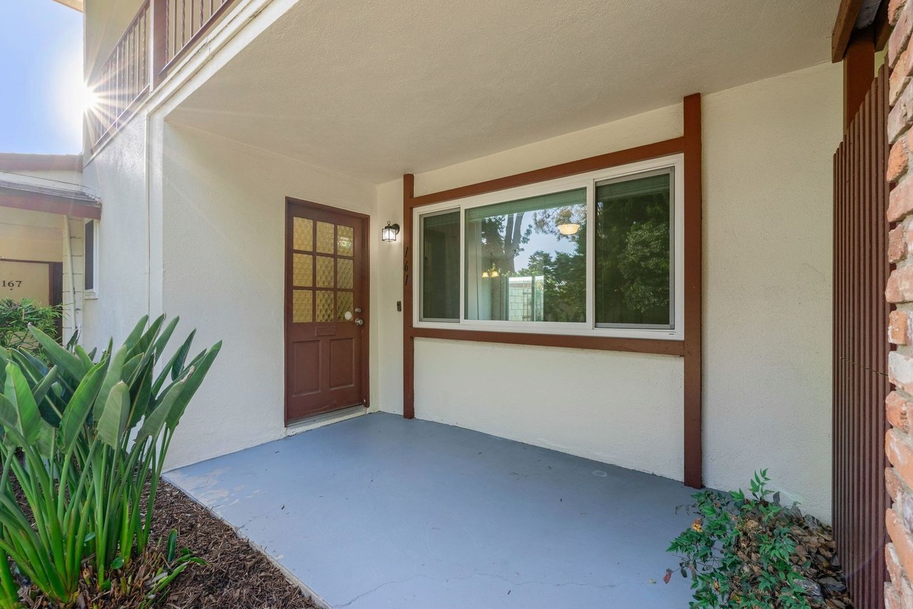 161 E Channel Islands Blvd - Photo 5 of 50