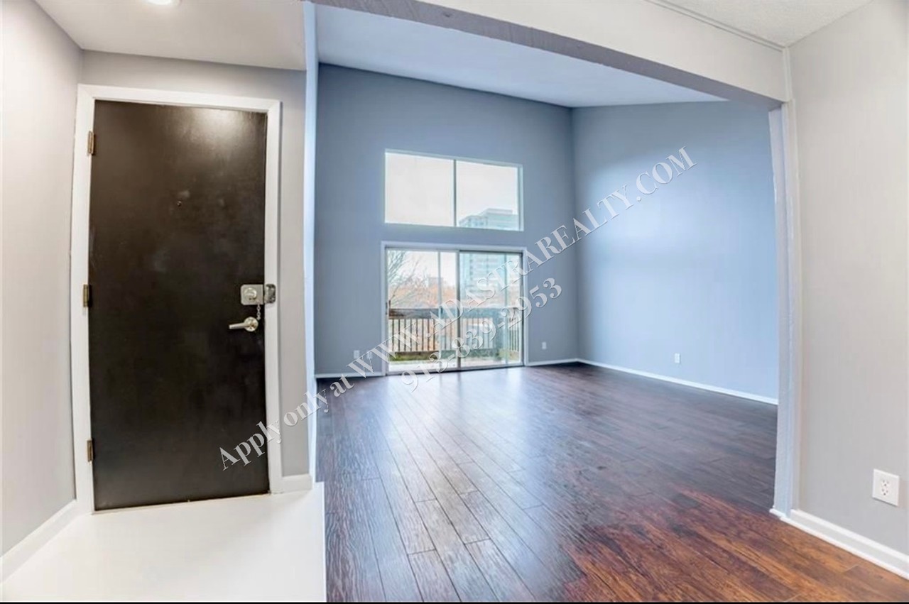 4518 Holly St #37 - Photo 3 of 12