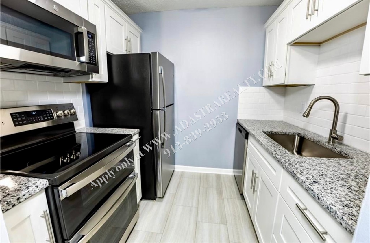 4518 Holly St #37 - Photo 5 of 12
