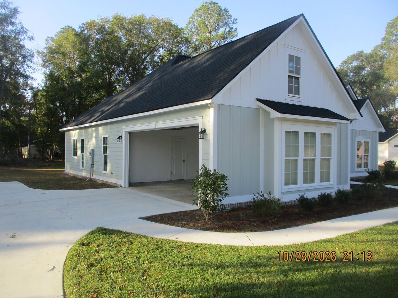 109 Tybee Ln - Photo 2 of 16