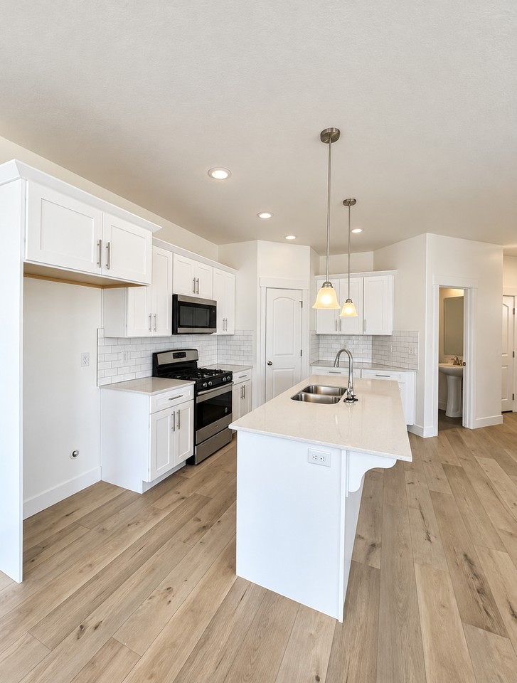 1792 N Festive Way - Photo 3 of 13