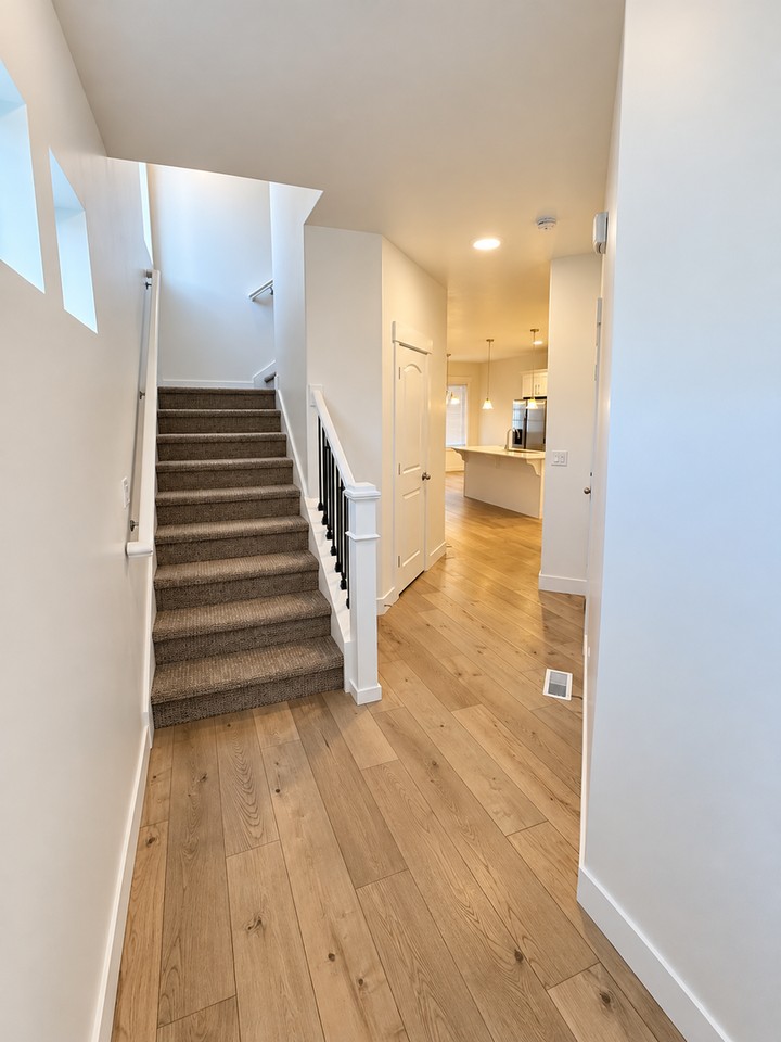 1792 N Festive Way - Photo 7 of 13
