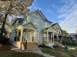 featured image of 812 Neal Ave