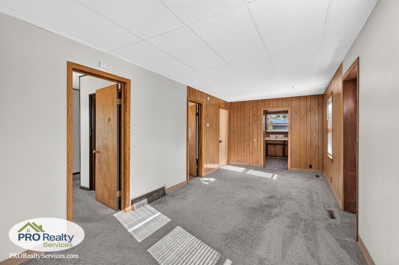 2190 2nd Ave - Photo 3 of 25