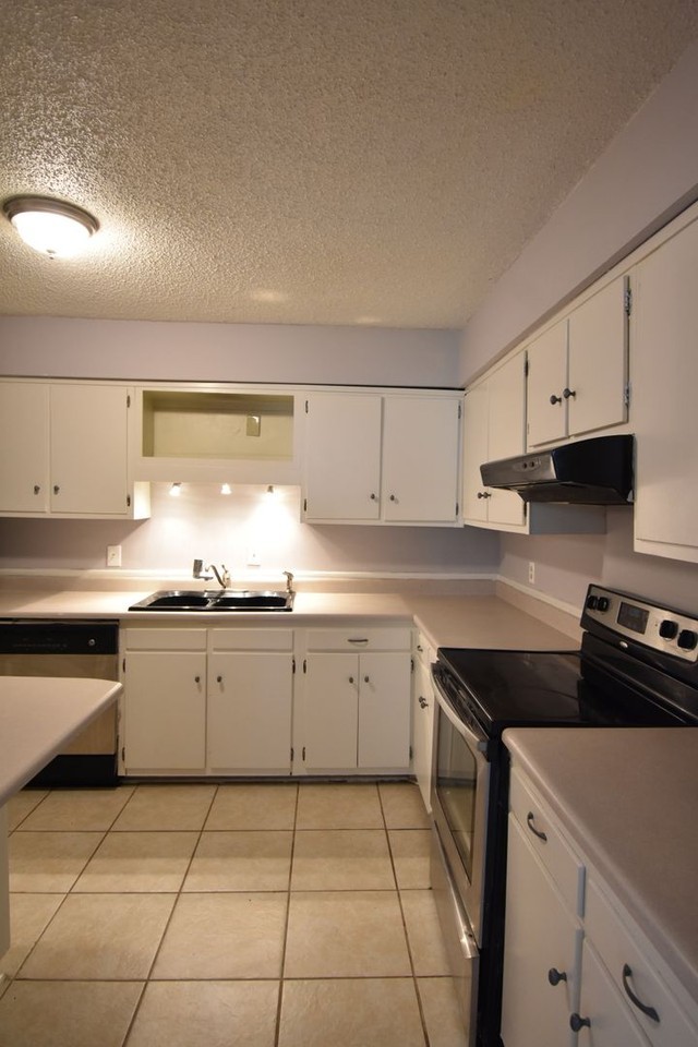 591 Winding Creek Rd #B - Photo 3 of 15