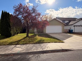 featured image of 3222 Sw Metolius Pl