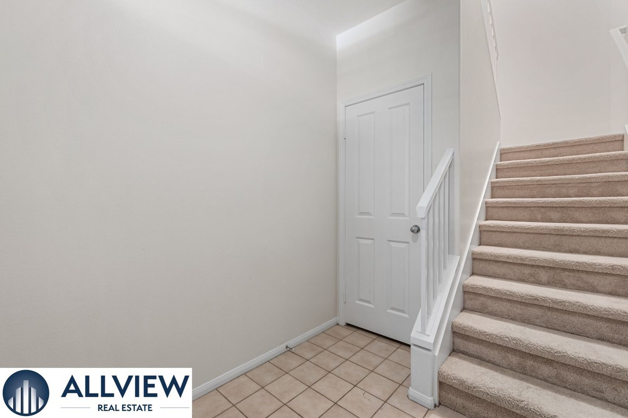 1401 Reggio Aisle - Photo 3 of 26
