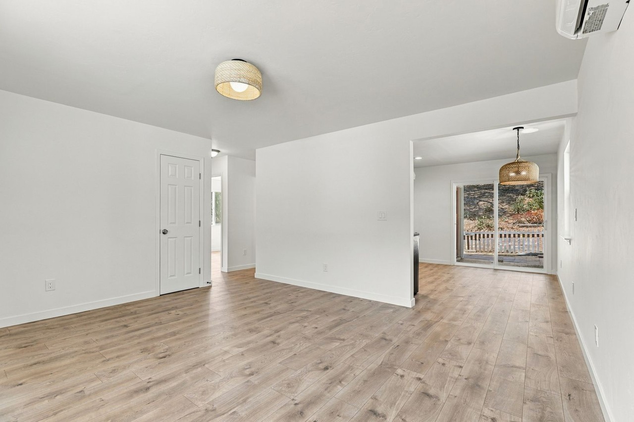 7540 Manzanita Cir - Photo 5 of 14
