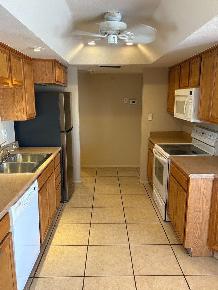 1923 W Javelina Ave - Photo 2 of 13