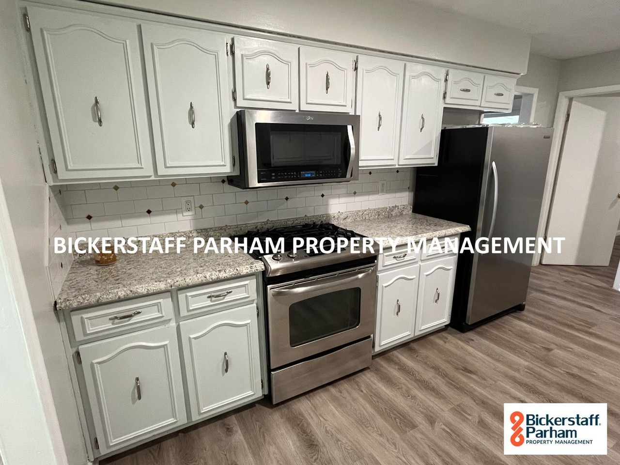 3011 Apache Dr - Photo 4 of 19