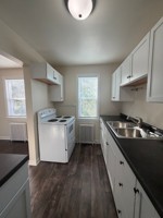 featured image of 417 E Honeywell Ave