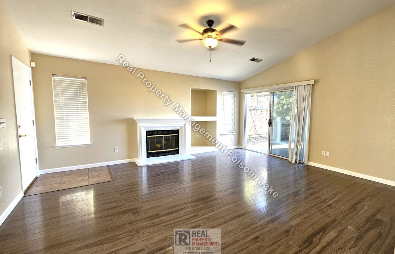 8237 Adelbert Way - Photo 2 of 13