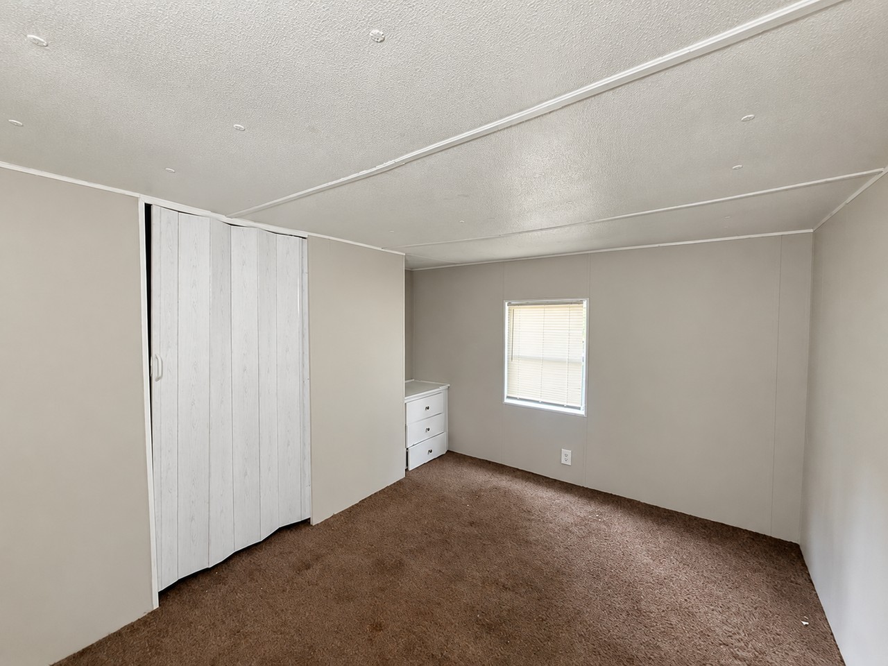 221A Neal St - Photo 6 of 10