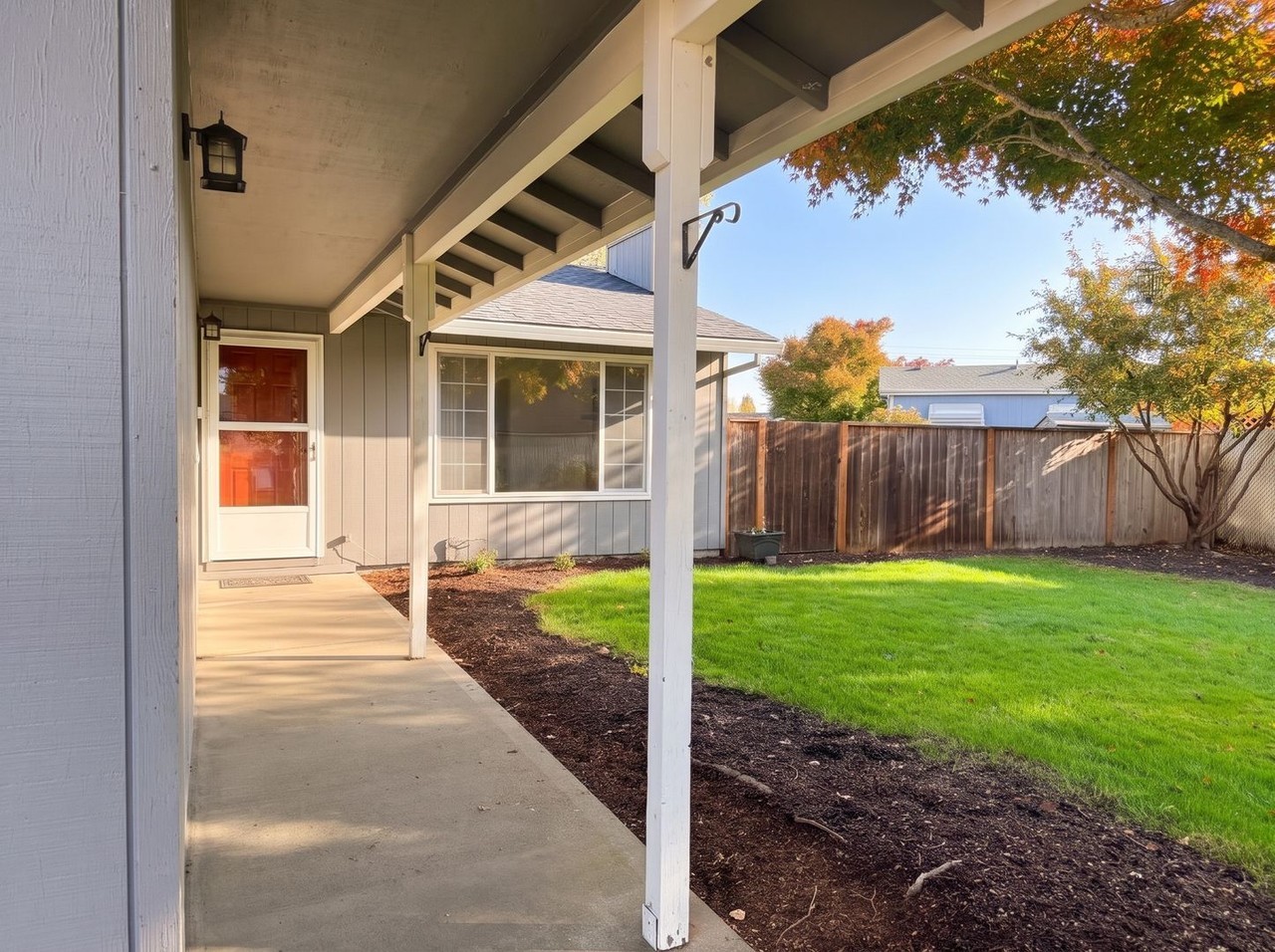 2238 Ne 8th Ct - Photo 2 of 25