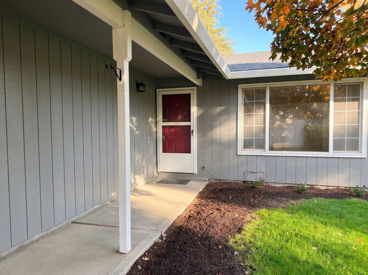 2238 Ne 8th Ct - Photo 3 of 25
