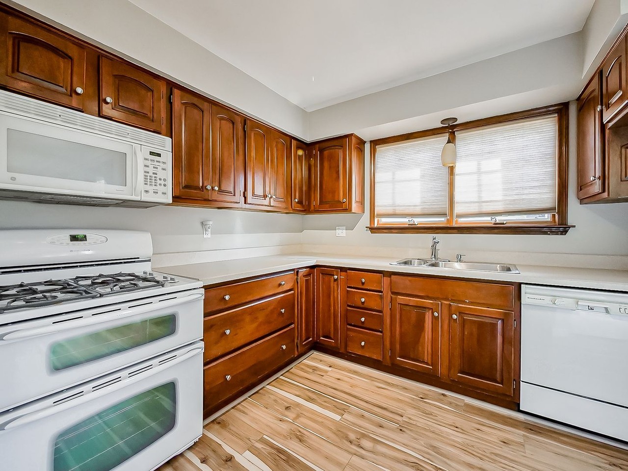 11583 Aspen Dr - Photo 2 of 29