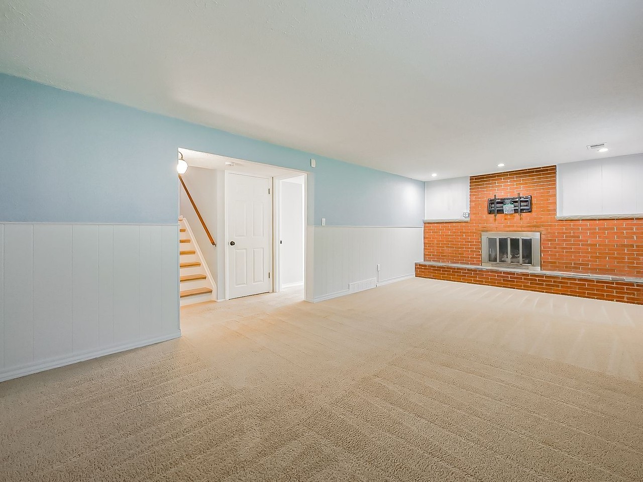11583 Aspen Dr - Photo 5 of 29