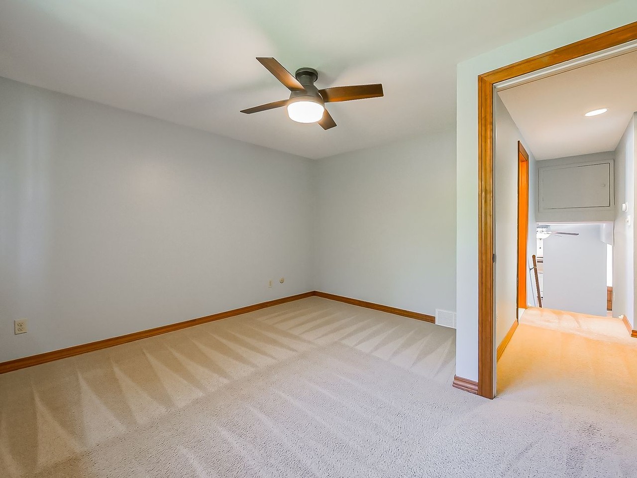 11583 Aspen Dr - Photo 6 of 29