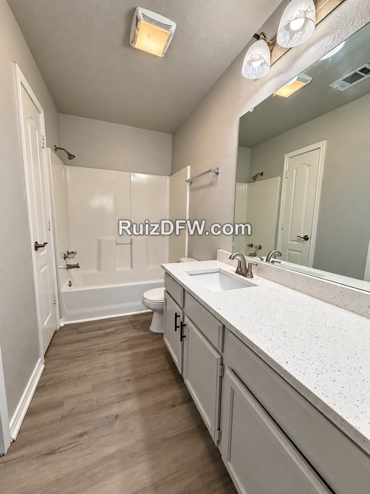 8124 Marydean Ave - Photo 2 of 21