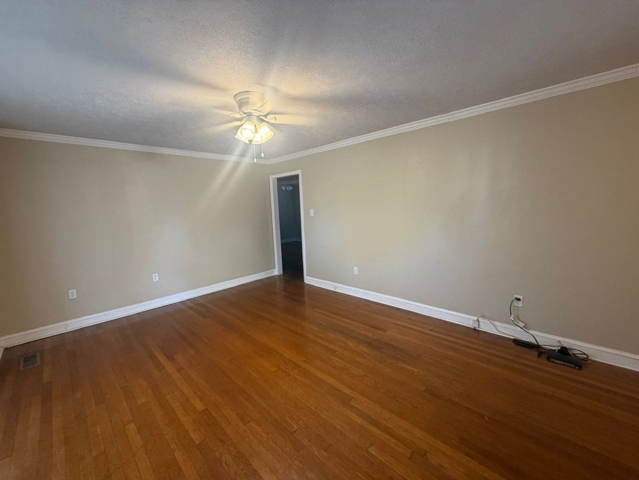 309 Wilder St - Photo 2 of 24