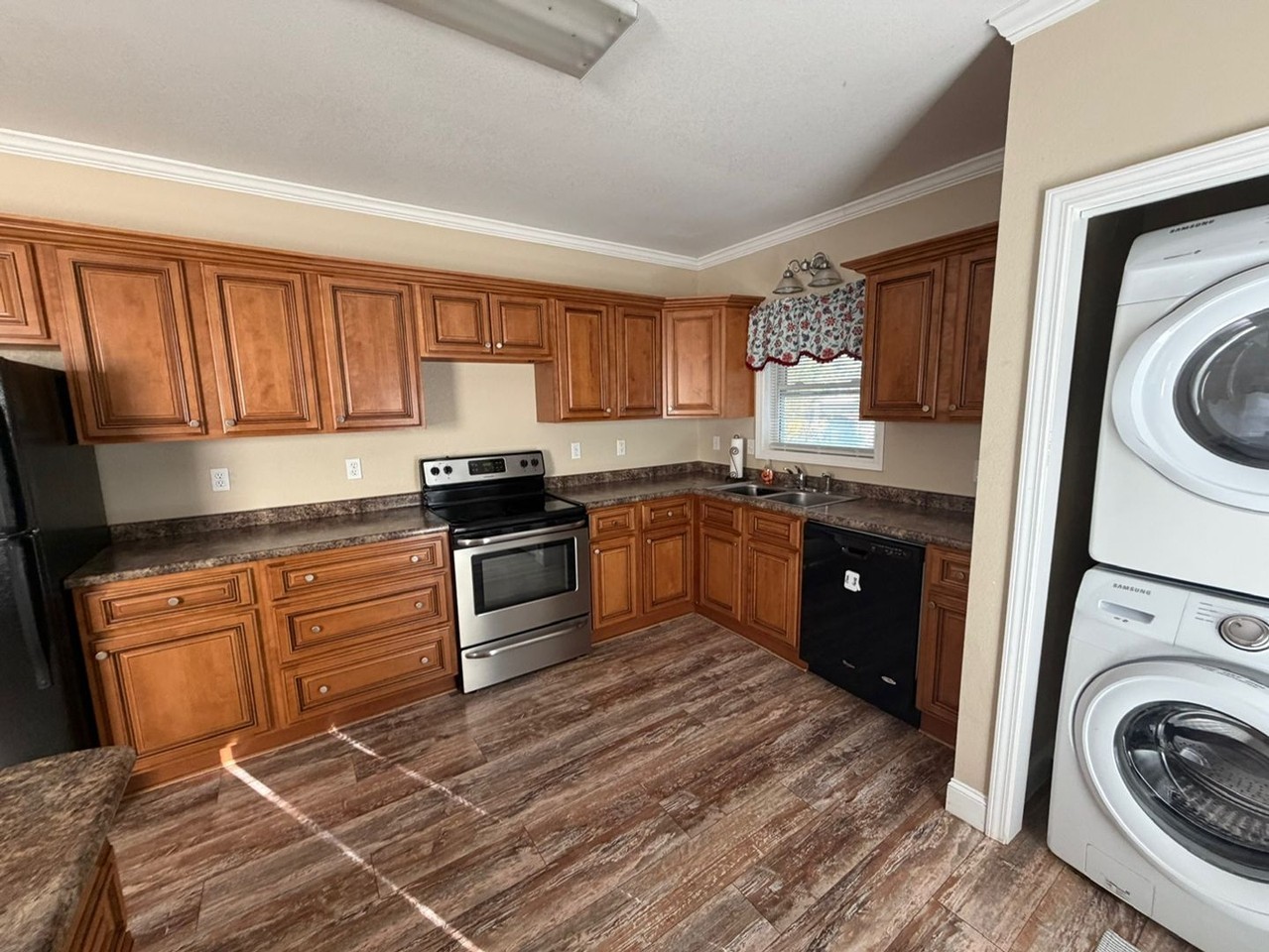 309 Wilder St - Photo 7 of 24