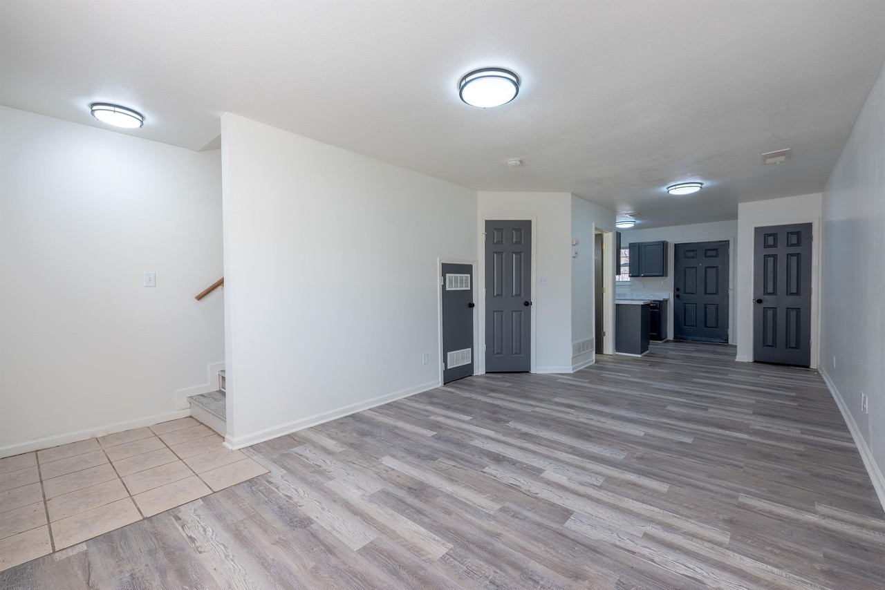 321 Townhomes - KC - Bricktown - Photo 2 of 50