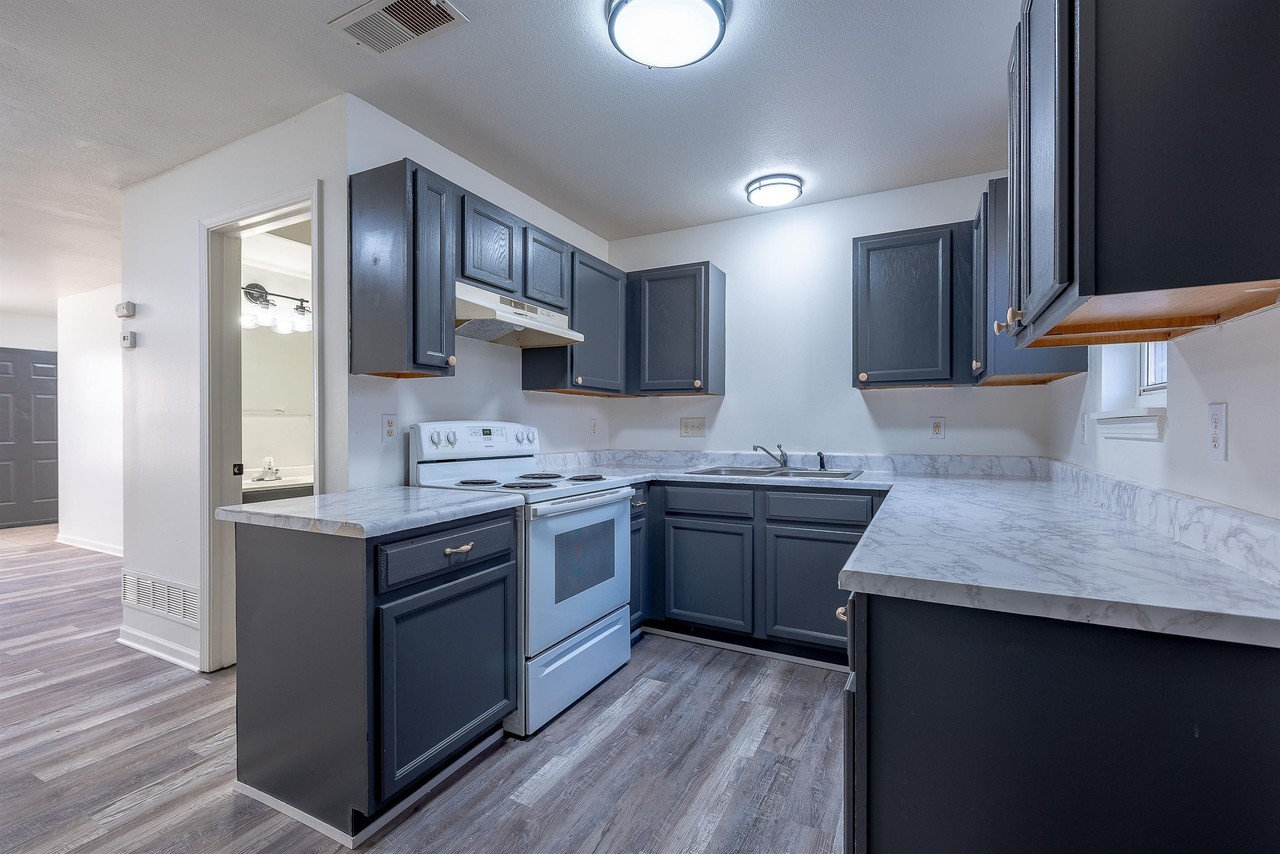 321 Townhomes - KC - Bricktown - Photo 6 of 50